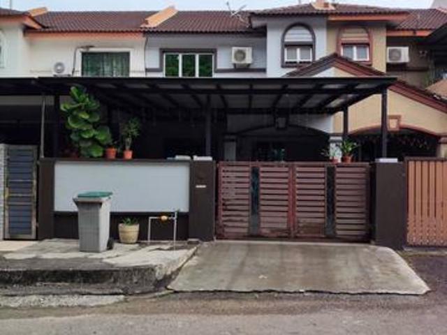 Family house Taman Nusa Damai Pasir Gudang