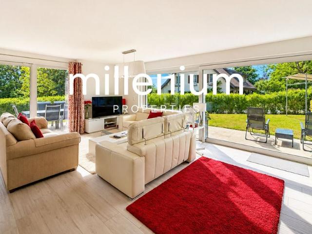 Family home with lake view