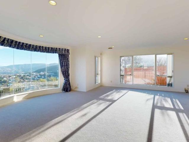 Family home with views!