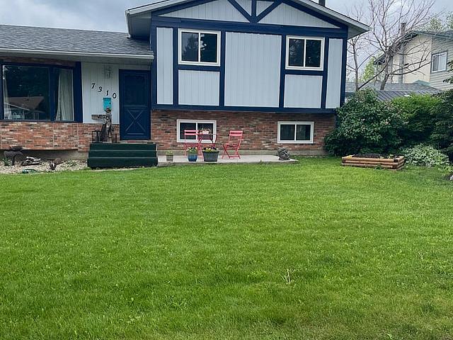Family Home Four Level Split And Garage