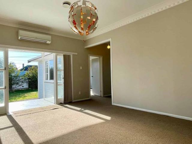 Family Home in Wonderful Waterview