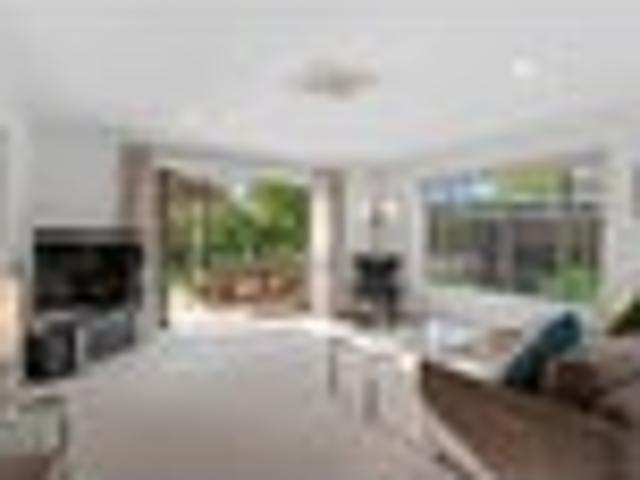 Family Home in Desirable Country Palms
