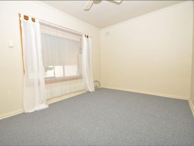 Family Home in Elizabeth Park