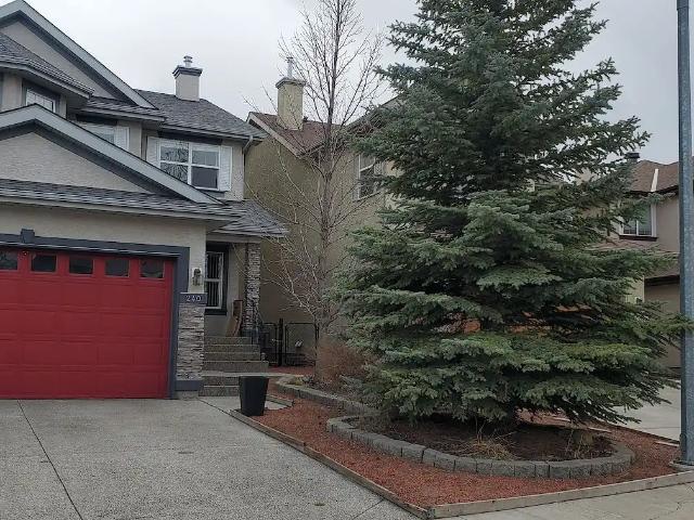 Family Home in Evergreen | 3 Bed+Bonus | Walk to Park & Schools | Owner Occupied