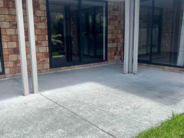 Family Home in Quiet Location