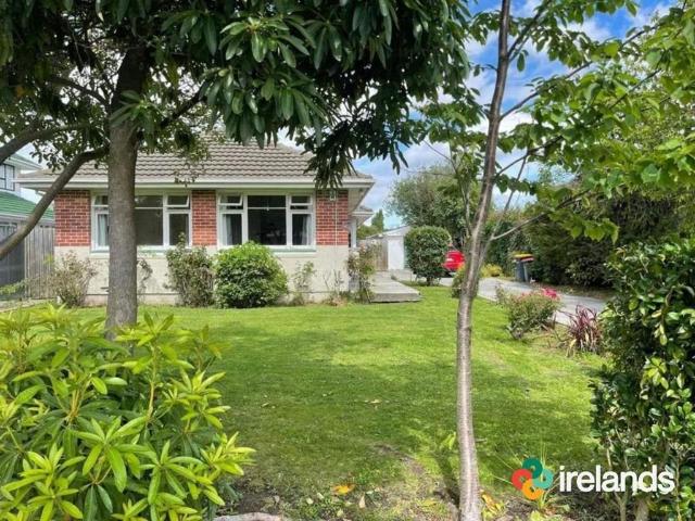 Family Home in Redwood!