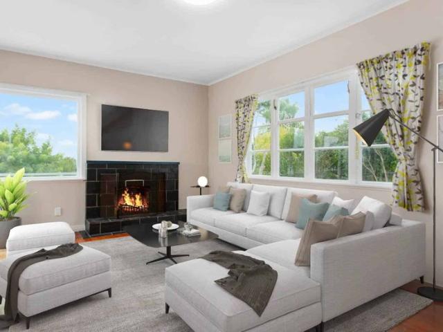 Family Home in sought after Bays area!