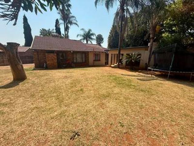 family home on the market in rooihui.