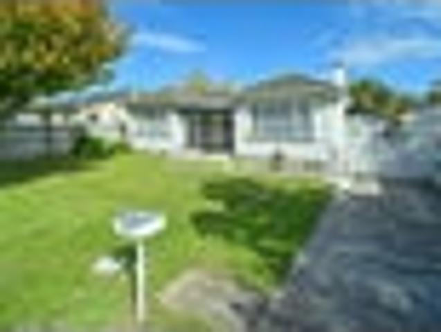 Family sized section with development potential