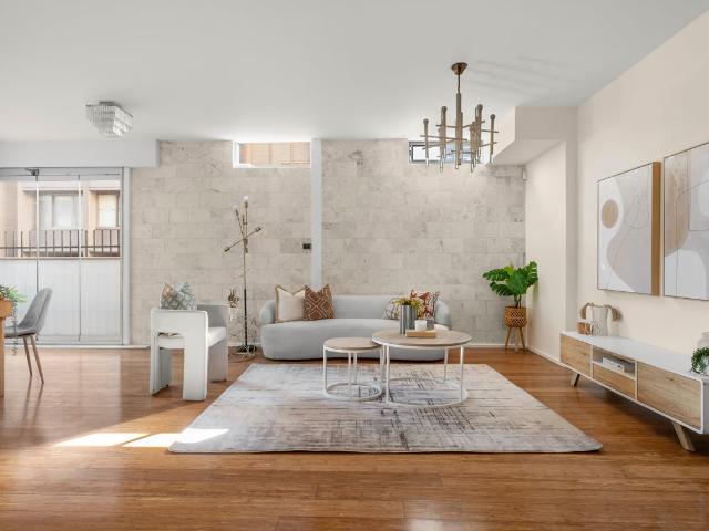 Family Sized Space In Premium Waterfront Location