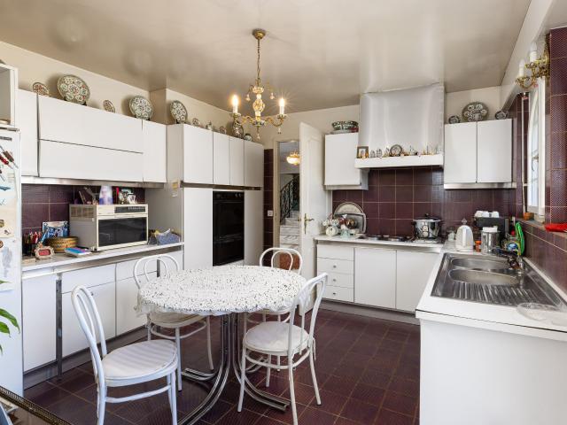 Family property near the Châtaigneraie in Founex | dreamo. Ch