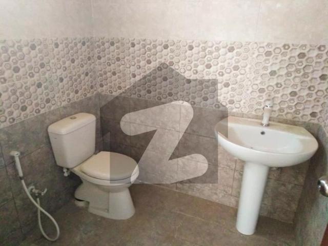 Famous tower 3 bedrooms apartment north nazimabad block h