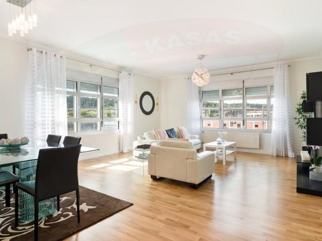 Fantástico Apartamento T3 | Twin Towers | Campolide, Lisboa