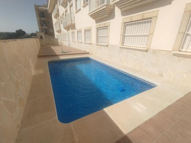 Fantástia planta baja con piscina comunitaria en Formentera del Segura, Alicante, Costa Blanca Sur