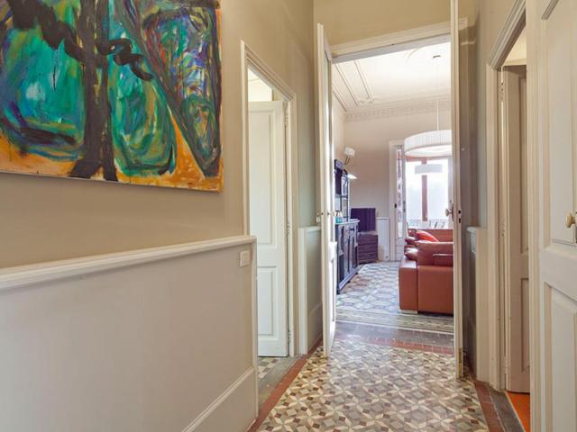 Fantastic 3 bedroom apartment near the Passeig de Gràcia metro