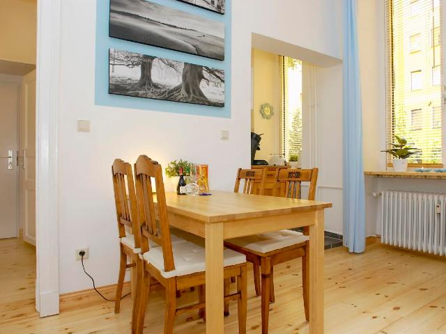 Fantastic and amazing apartment in vibrant neighbourhood, Berlin Amsterdam Apartments for Rent