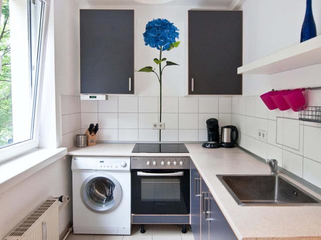 Modern 3 room Apartment in the Centre of Berlin with huge balcony