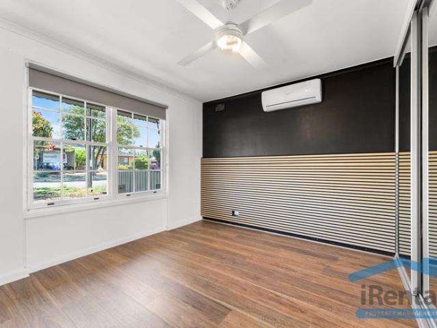 Fantastic family home in the southern suburbs! Great back yard and large shed!