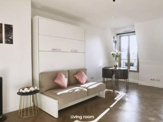 Fantastic modern loft near the métro
