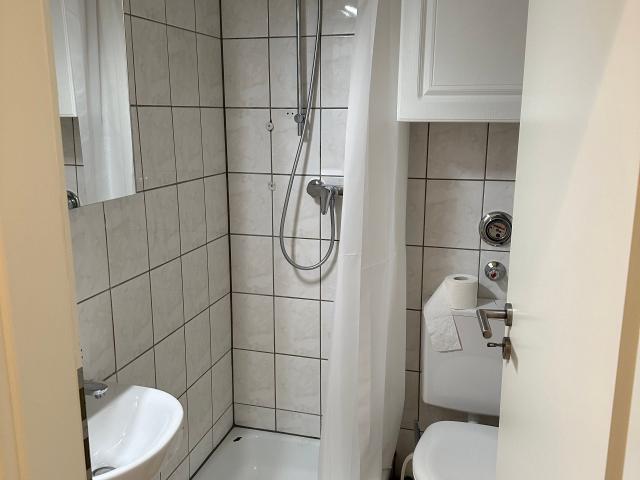 Fantastic small flat with parking in city center