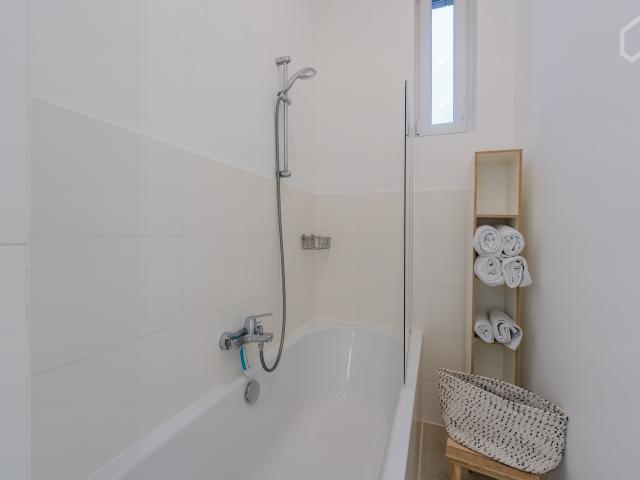 Fantastic, spacious apartment in top location close to Savignyplatz, Charlottenburg