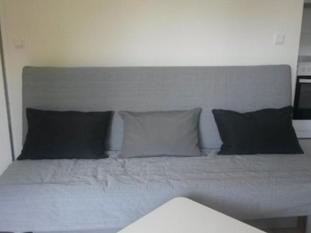 Fantastic studio in Steglitz with balcony and fully equipped kitchen, Berlin Amsterdam Apartments for Rent