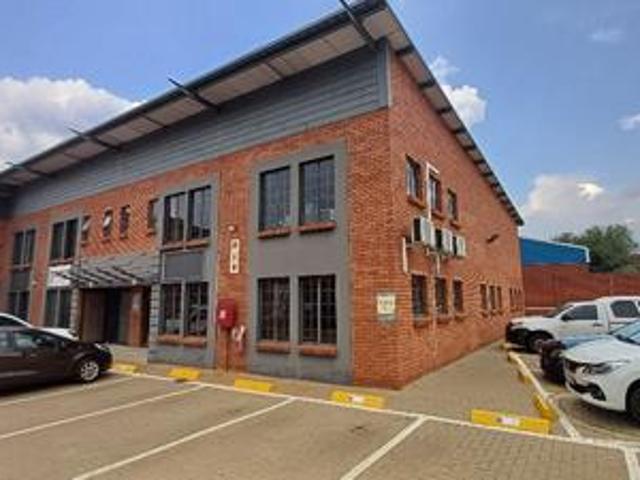 fantastic warehouse for lease in hen.