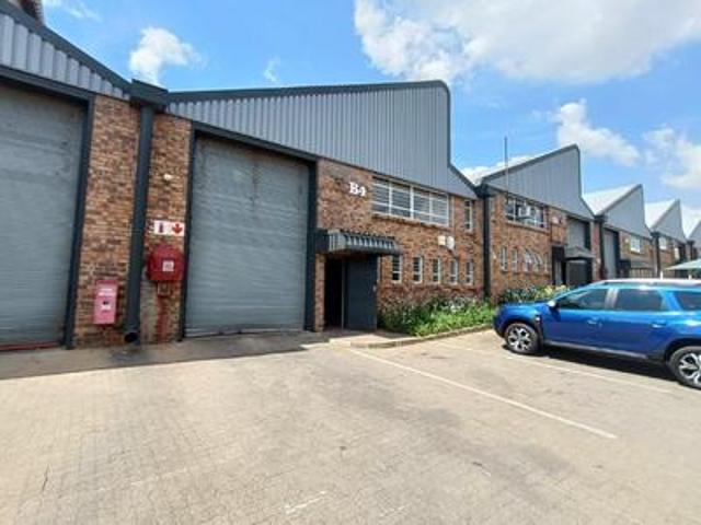 fantastic warehouse to let in robertville!