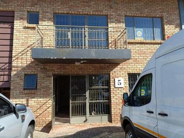 fantastic warehouse to let in stormi.
