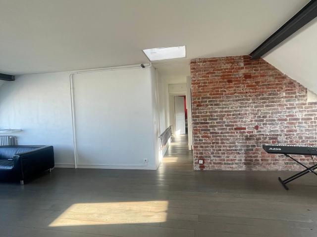 Fantastic view of Paris,artistic in the deluxe area, Paris Amsterdam Apartments for Rent