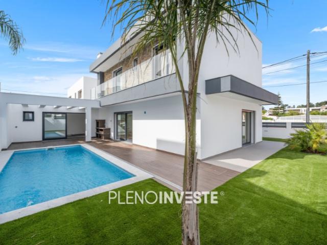 Fantástica moradia contemporânea isolada de gaveto V4 com piscina