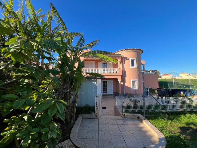 Fantástica moradia isolada a 10 minutos a pé das praias de São Rafael e Arrifes em Albufeira