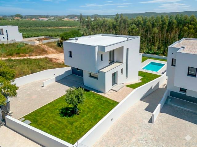 Fantástica Moradia T3+1 em construção