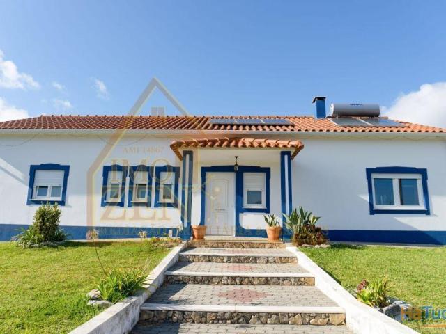 Fantástica Moradia T3 de arquitetura tradicional, num lote de 15.560m2 | 26083918286