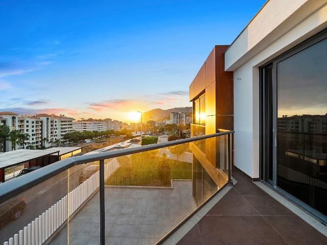 Fantastica moradia T3 para Venda em Prestigiada Zona do Func. 285m² São Martinho