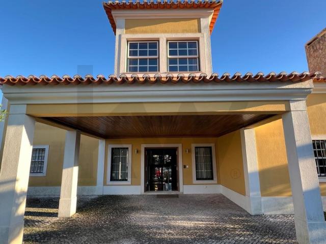 Fantástica Moradia T4 na Quinta da Beloura I