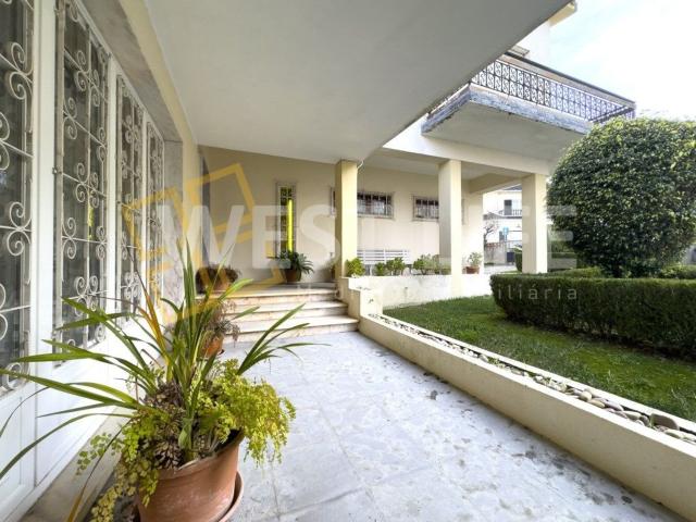 Fantástica moradia T5+1 situada no coração de Mafra, a sua l. 190m² Mafra