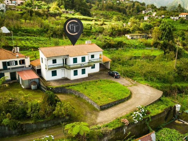 Fantástica Moradia T5 São Roque do Faial Santana 284m² São Roque Do Faial