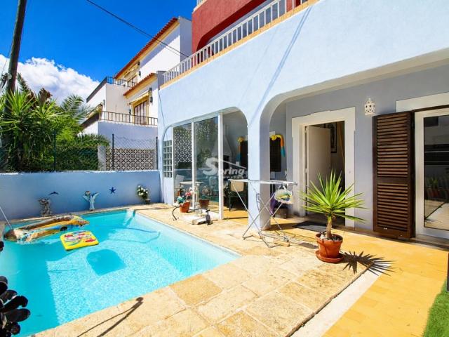 Fantástica moradia V4 com Piscina a Sul e Vista Mar na Bemposta