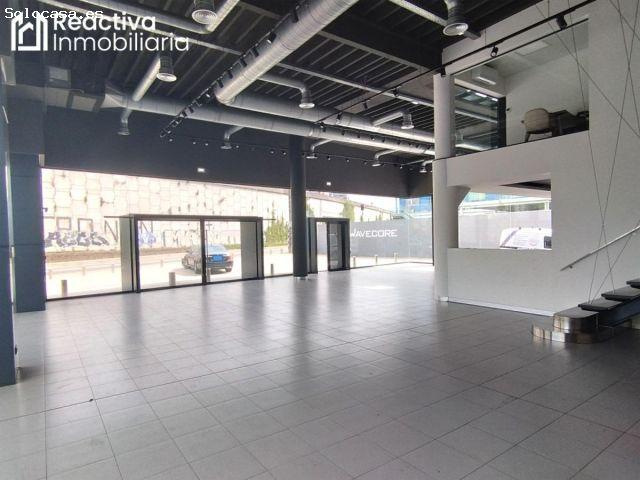 Fantástica nave industrial a la VENTA en Navia Vigo