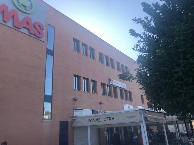 Fantástica oficina en pleno centro de Tomares