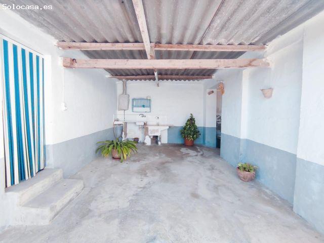 Fantástica casa con terreno en Dolores, Alicante