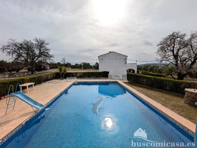 Fantástica finca Rústica con vivienda, piscina, ocio.