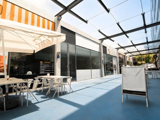 Fantástica Loja para Arrendamento com Montra Ampla, Climatização e Lugar De Estacionamento na Alameda Dos Oceanos, Parque das Nações, Lisboa