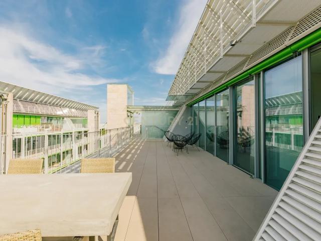 Fantástica Pentouse com Terraço de 54 m2 Pronto a habitar!