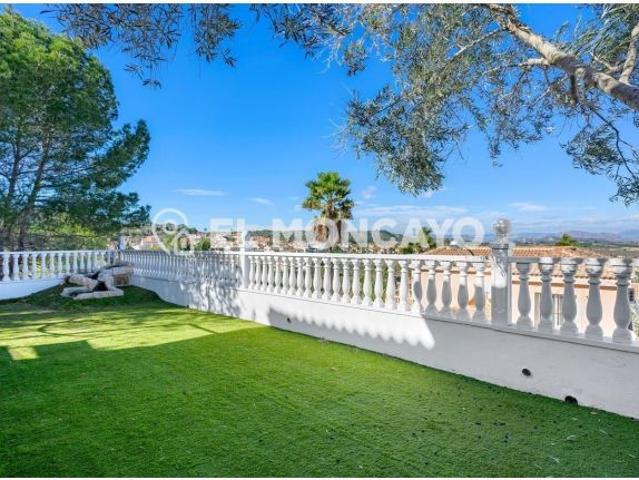 FANTASTICA VILLA INDEPENDIENTE EN SAN MIGUEL DE SALINAS, ALICANTE, COSTA BLANCA SUR