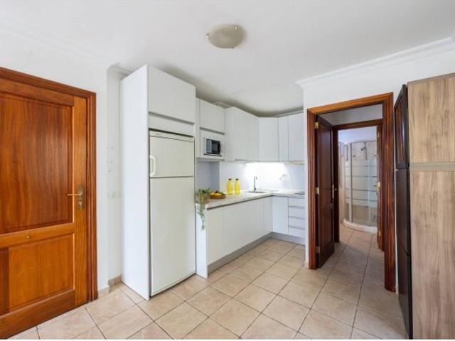 FANTÁSTICA VIVIENDA CON TERRAZA EN TRIANA