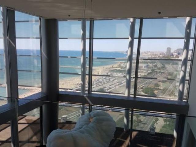 Fantastico Atcio de Gran Lujo con Vistas al Mar y a la Ciudad