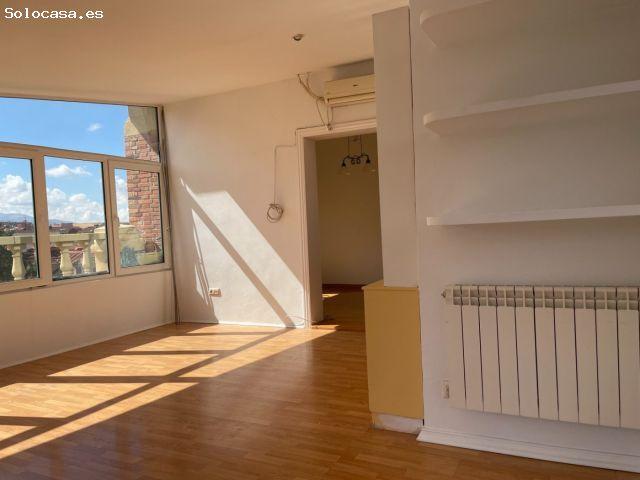 FANTASTICO ATICO CON TERRAZA EN VENTA EN EL CENTRO