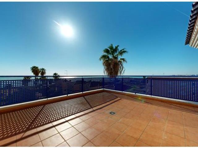FANTÁSTICO ÁTICO DÚPLEX CON VISTAS AL MAR